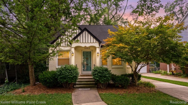 10017 HART AVE, HUNTINGTON WOODS, MI 48070 - Image 968b911c92071cf7e52a6762cfca2acc/507093888