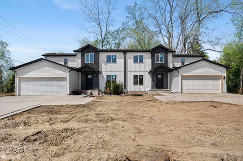 23313 MIDDLEBELT Road Farmington Hills City Oakland MI 48336