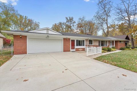 9127 Lake Road Grosse Ile Township MI 48138