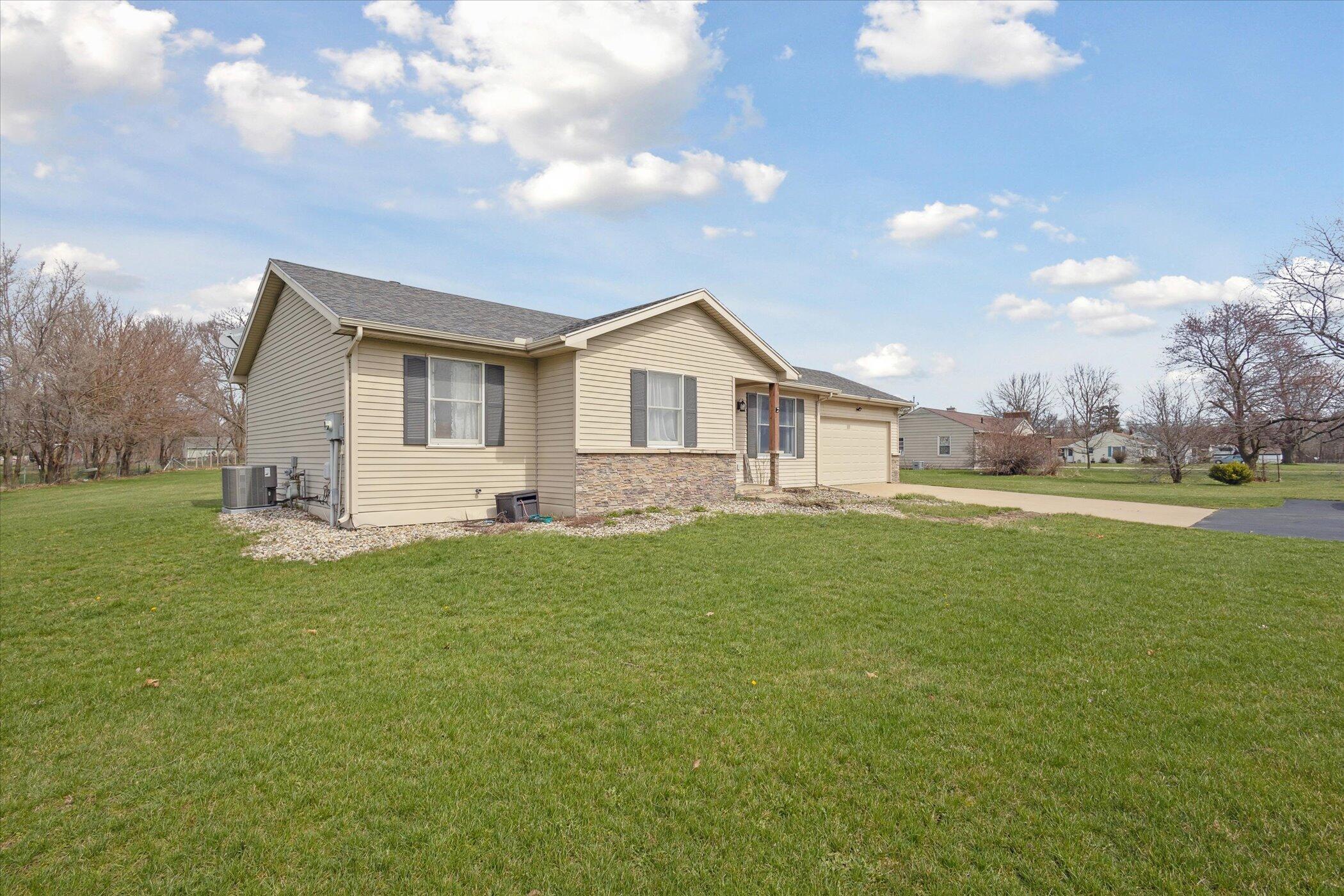 27210 US Highway 12
