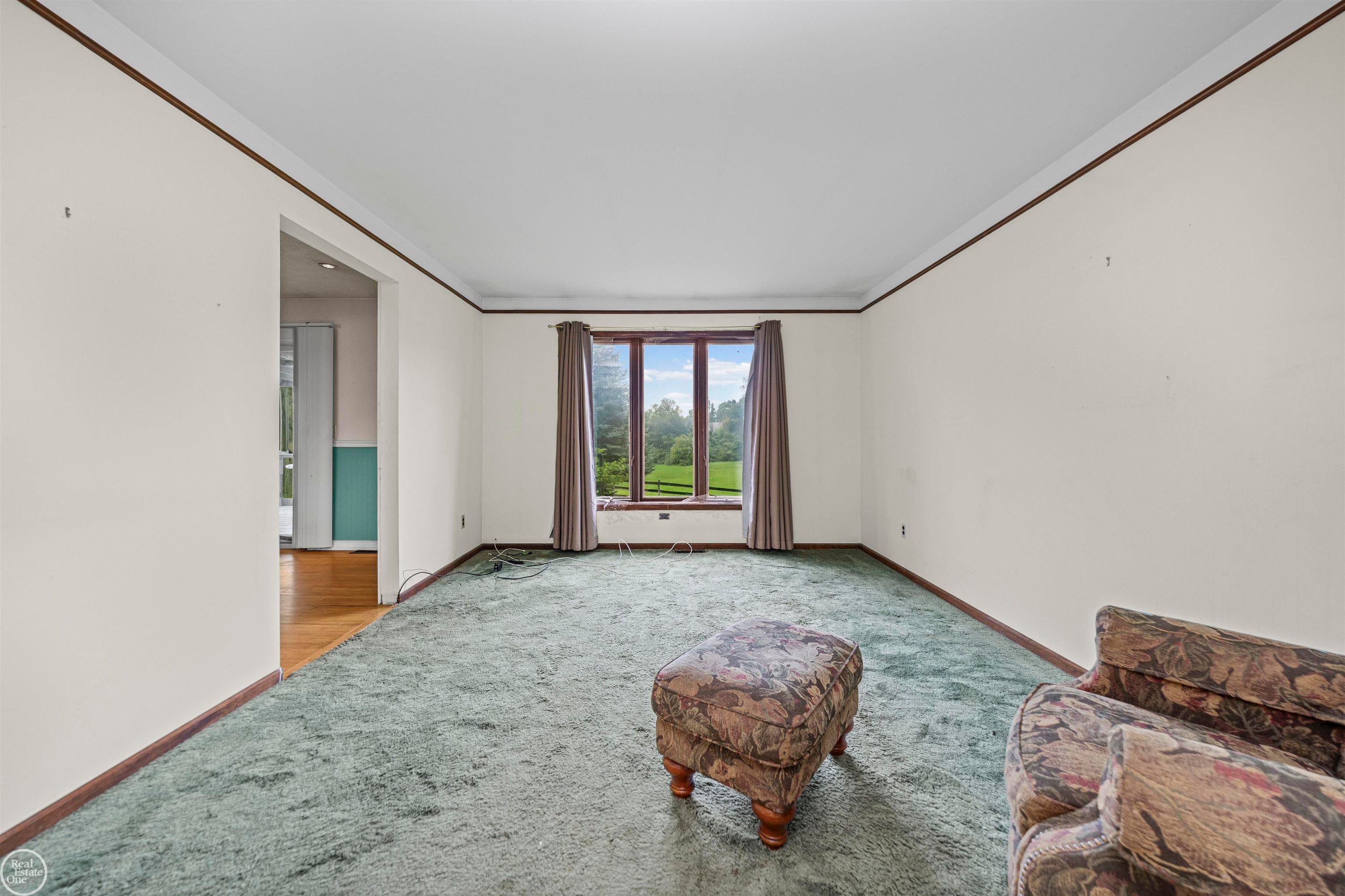 238 Parkwood Drive