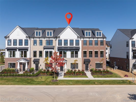 44070 OAKMONT DRIVE, PLYMOUTH, MI 48170 - Image 96a06cca2938506774ca4f38441fbfa3/2300580124