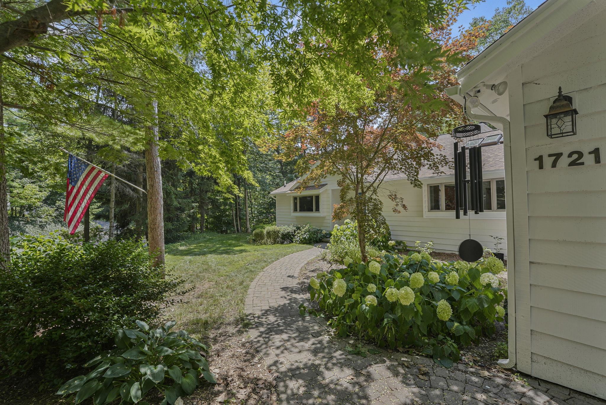 1721 Timber Lane Drive