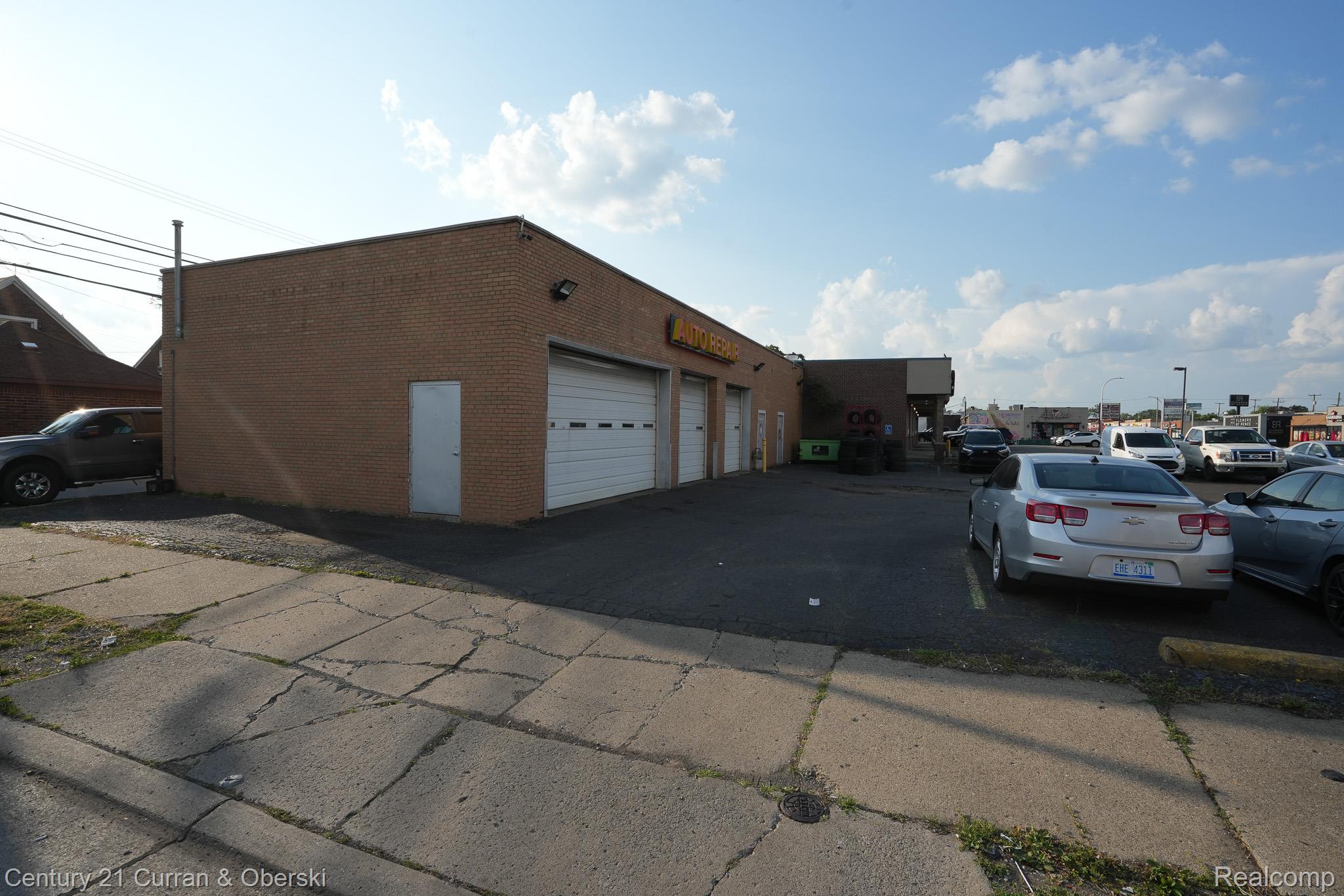 6811 Schaefer Road