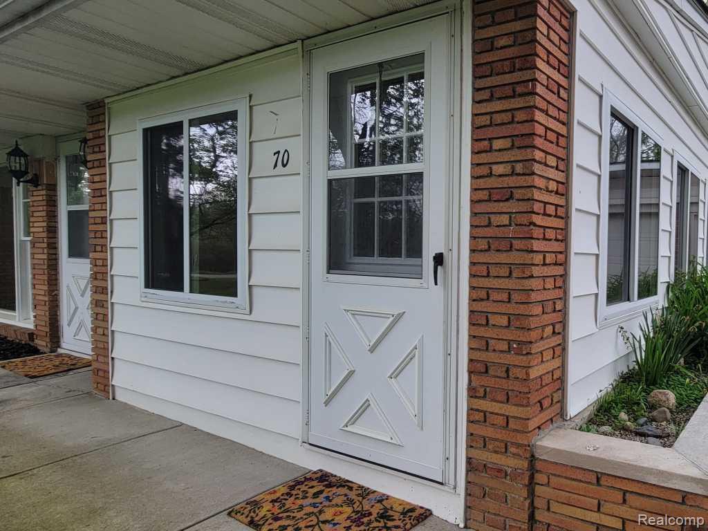 70 Sterling Drive