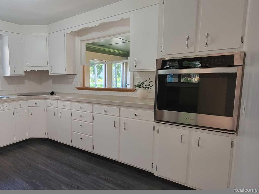 70 Sterling Drive