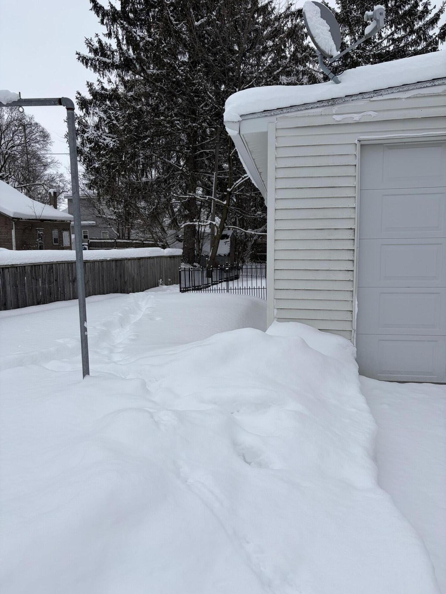 106 N Reinberg Avenue