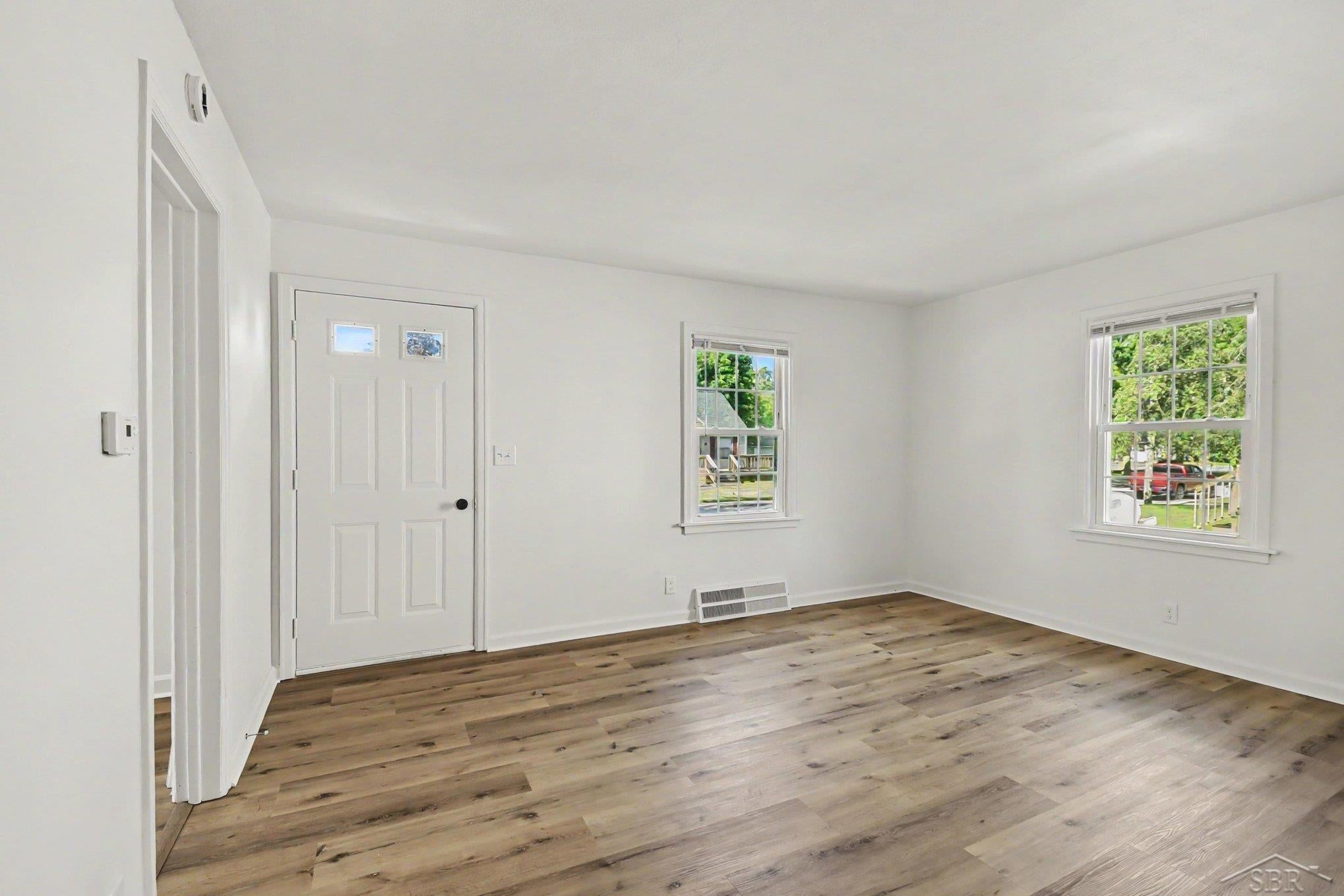 7 Southlawn Court