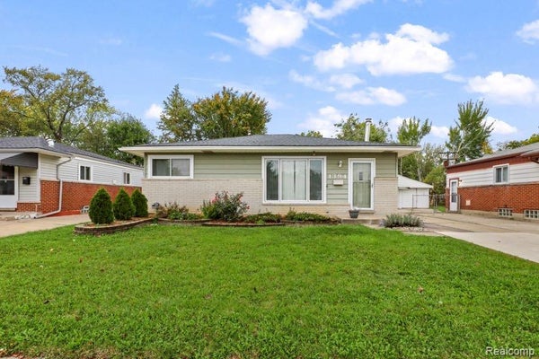 1394 WESTCHESTER ST, WESTLAND, MI 48186 - Image 96b65e5c7e47522914ffafcd1b6d28d7/3242180954