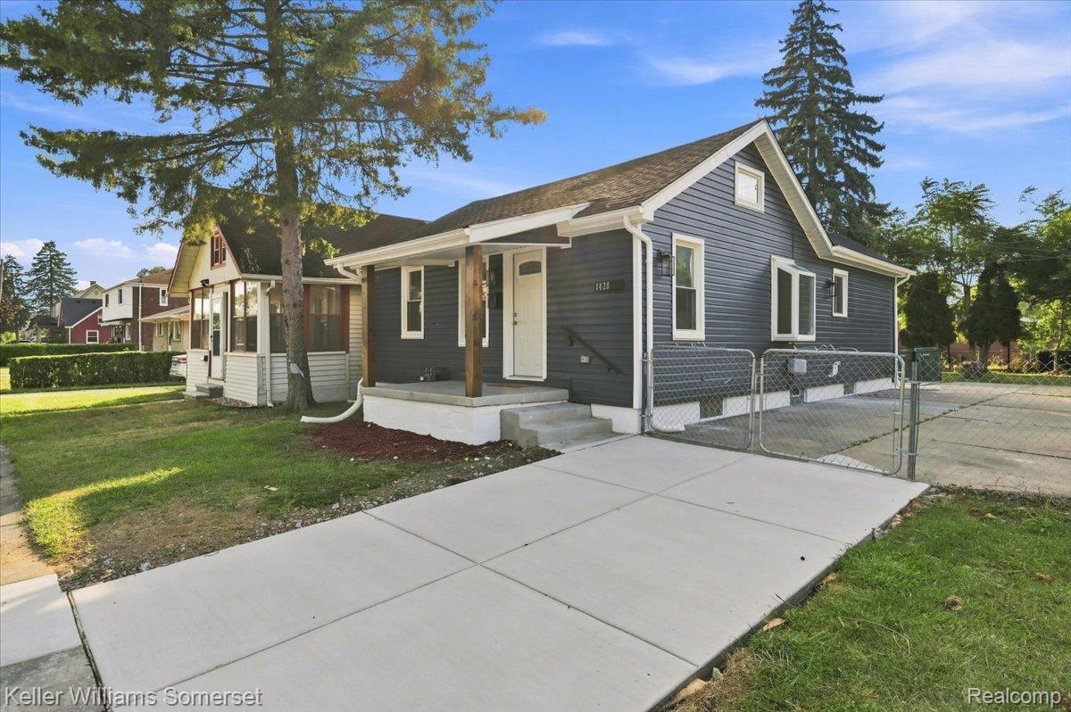 1428 Chandler Avenue