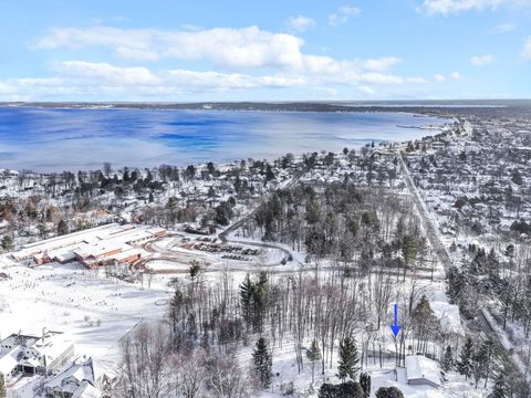 Tiny photo for 1404 Wayne Street, Traverse City City, MI 49684 (MLS # 78080064853)