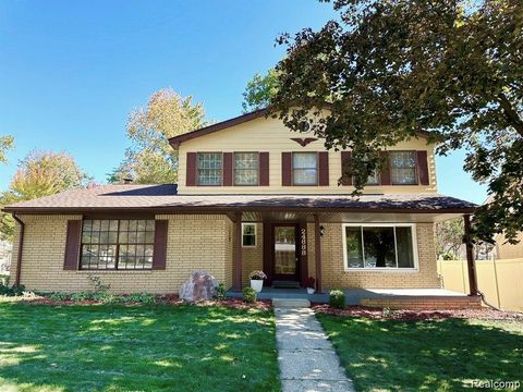 24888 APPLE CREST Drive Novi City MI 48375