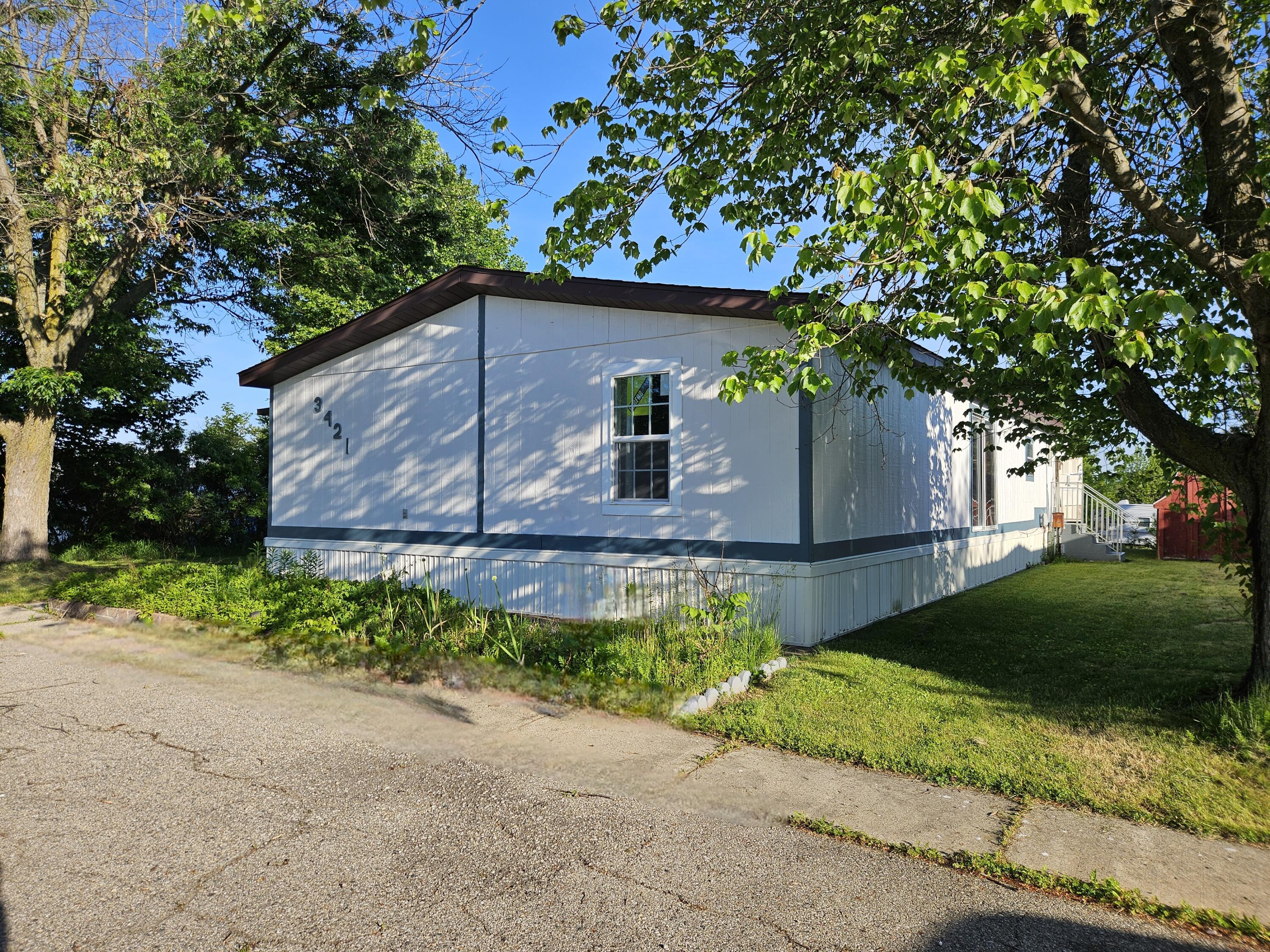 3421 Pullman Court SE