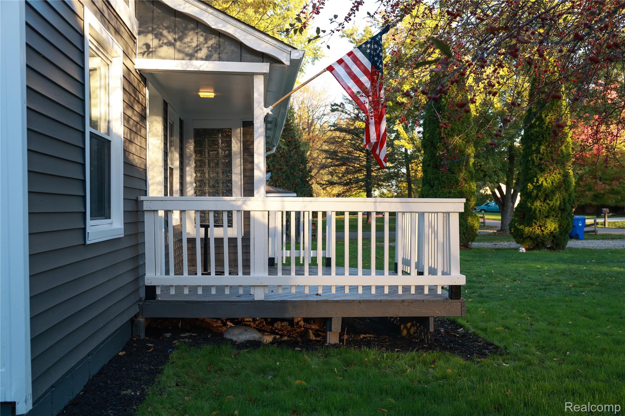 1100 Nokomis Way
