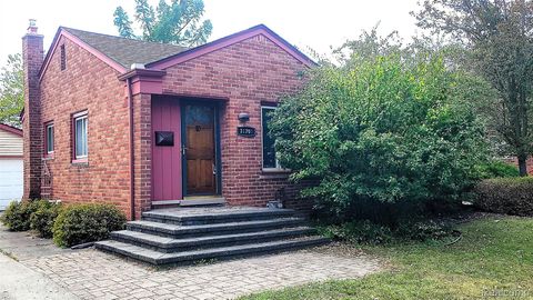 31701 Lamar Drive Farmington City MI 48336