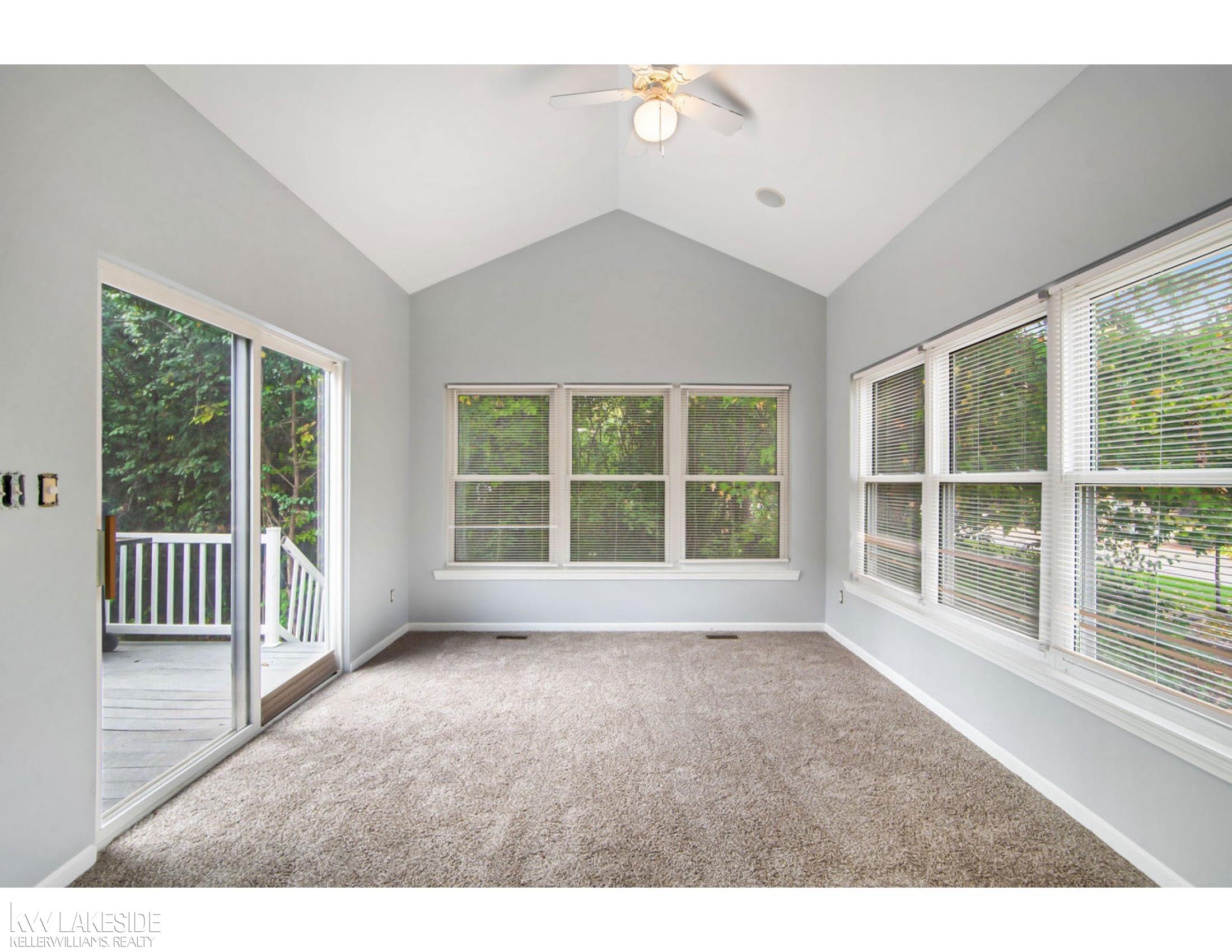 1593 Club House Court