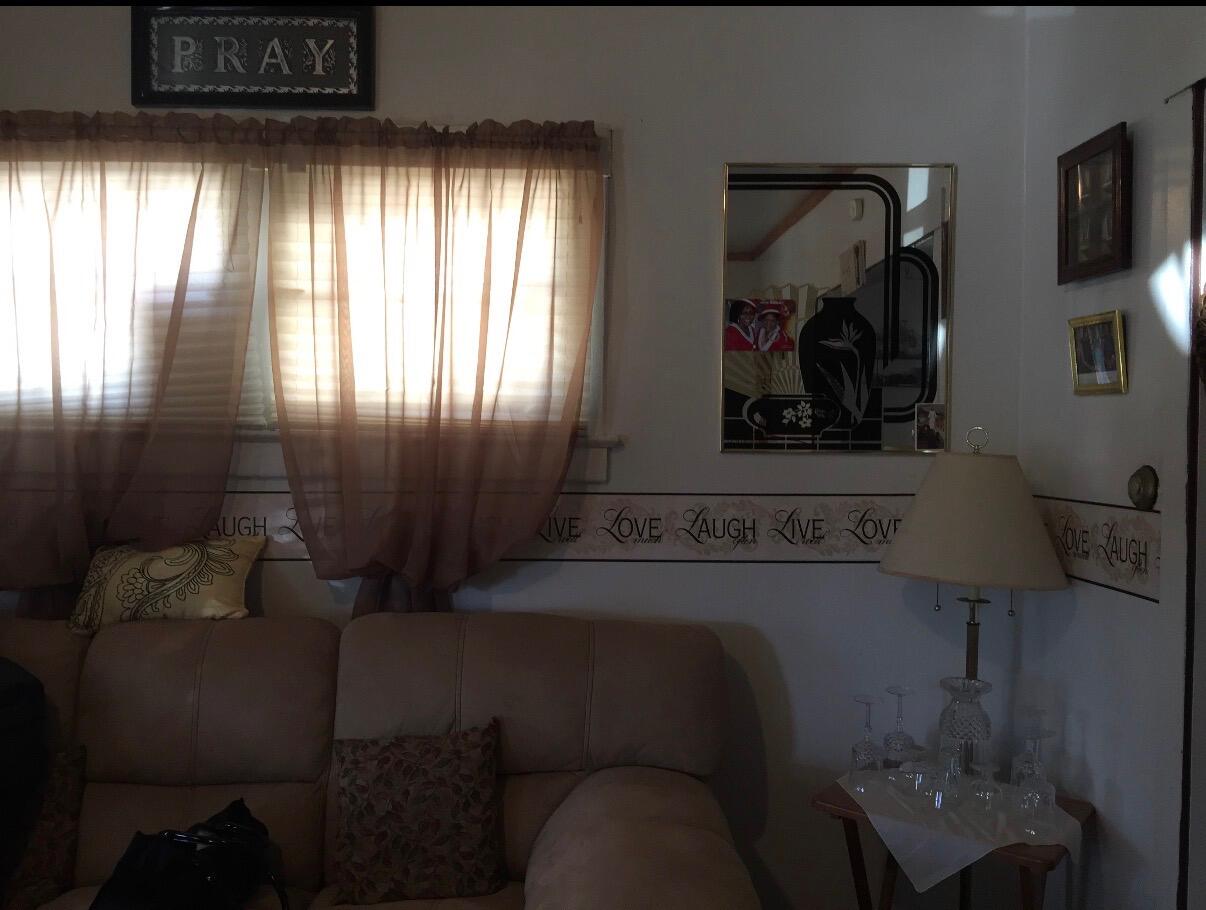 134 W Baker Street