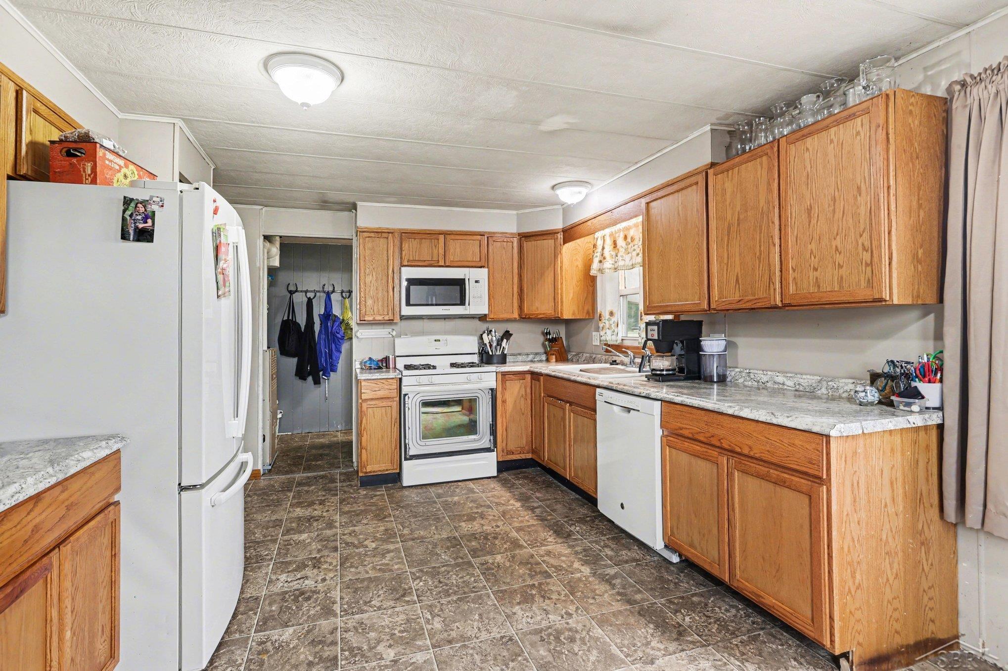 2691 Sage lake rd Road