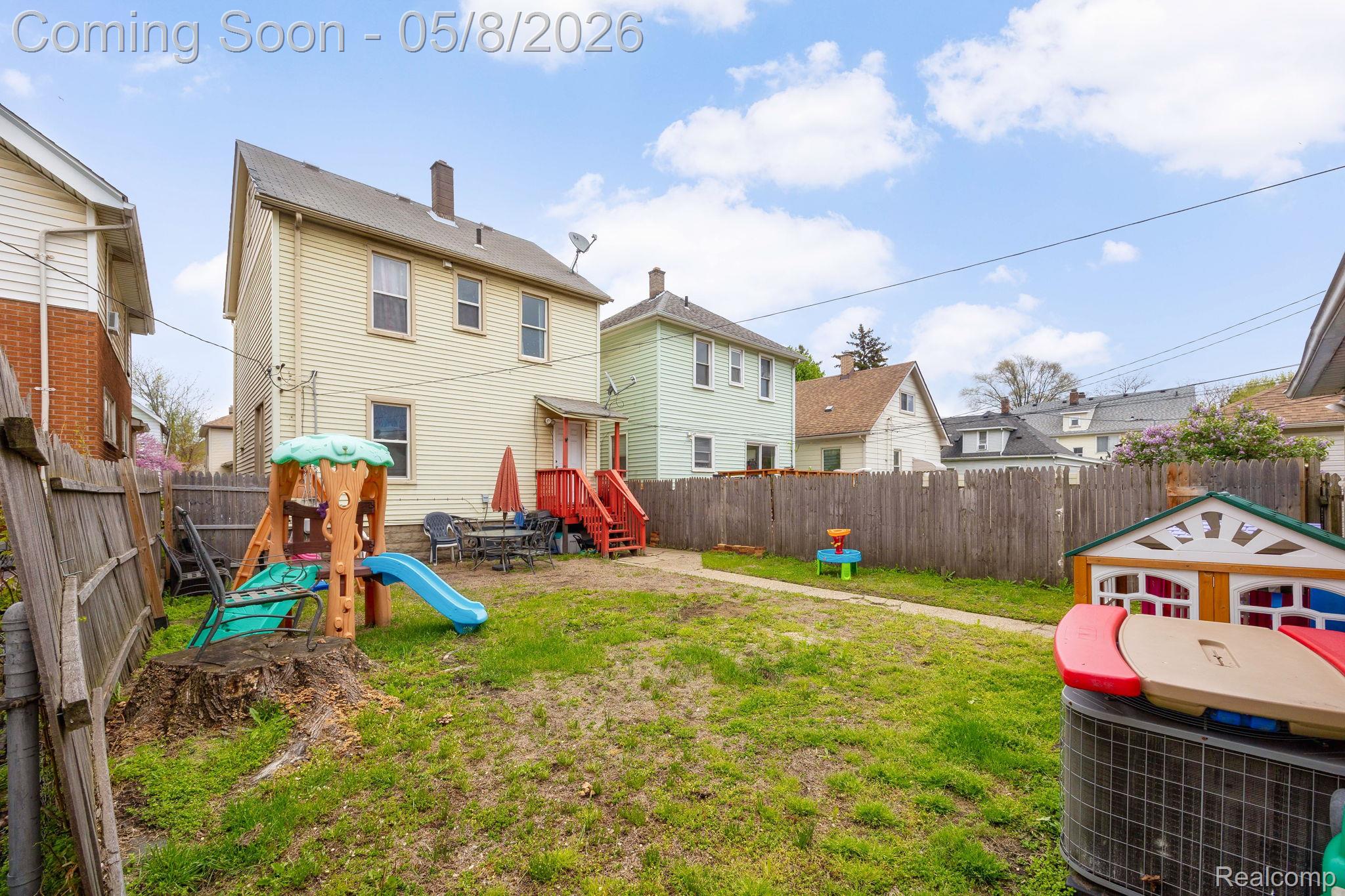 126 E Henry Street