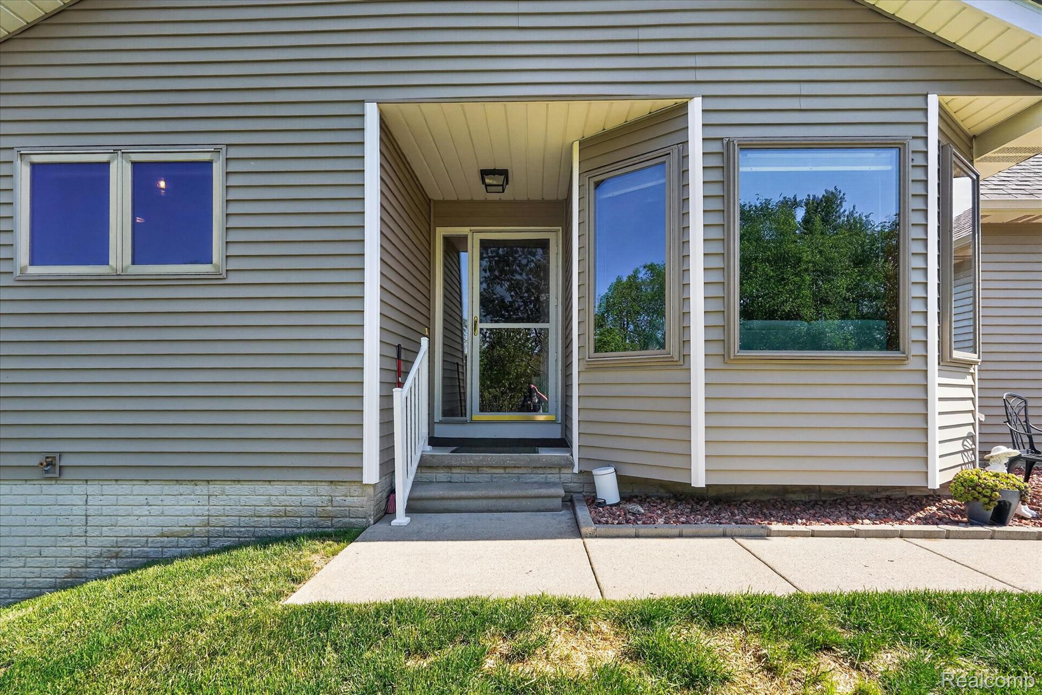 1087 Laurie Lane 130