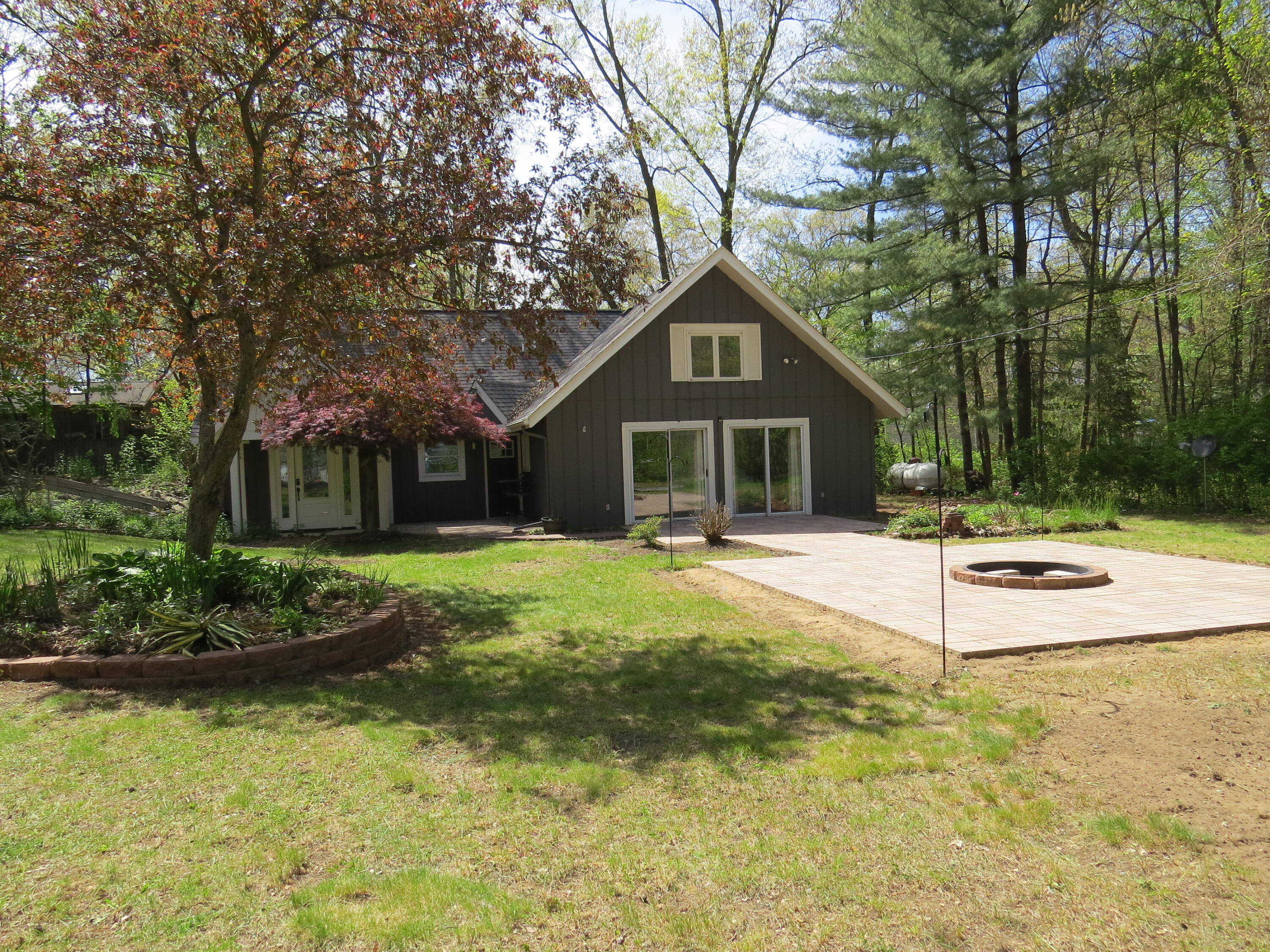 1812 Tomahawk Trail