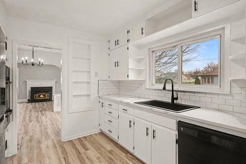 Tiny photo for 258 Surby Avenue, Battle Creek City, MI 49015 (MLS # 64026013480)