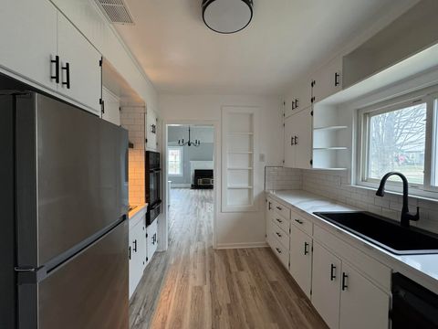 Tiny photo for 258 Surby Avenue, Battle Creek City, MI 49015 (MLS # 64026013480)