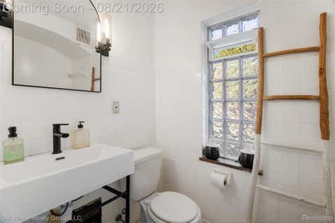 Tiny photo for 10144 Beaconsfield Street, Detroit City, MI 48224 (MLS # 20261066217)
