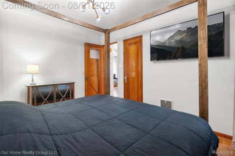Tiny photo for 10144 Beaconsfield Street, Detroit City, MI 48224 (MLS # 20261066217)
