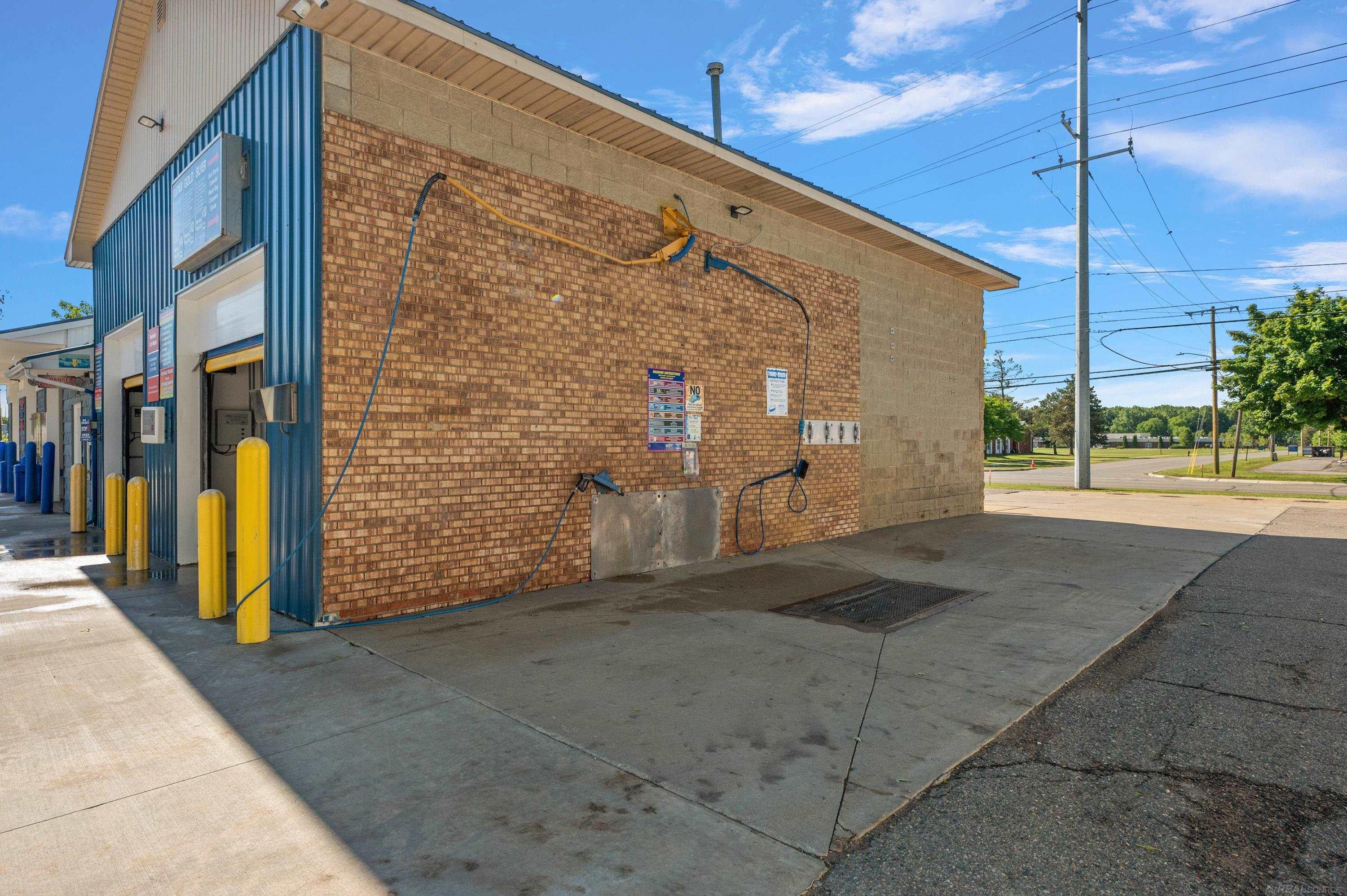 35141 Division Road