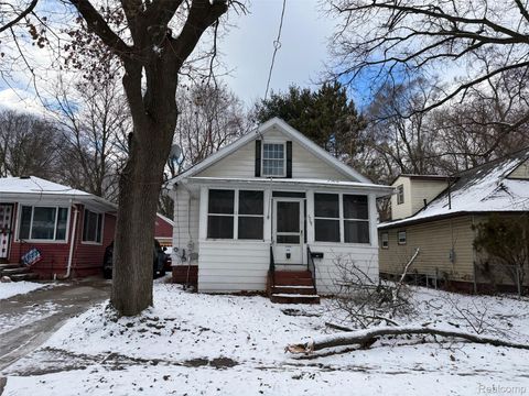 Photo of 1718 Donora Street, Lansing City, MI 48910 (MLS # 20261004244)
