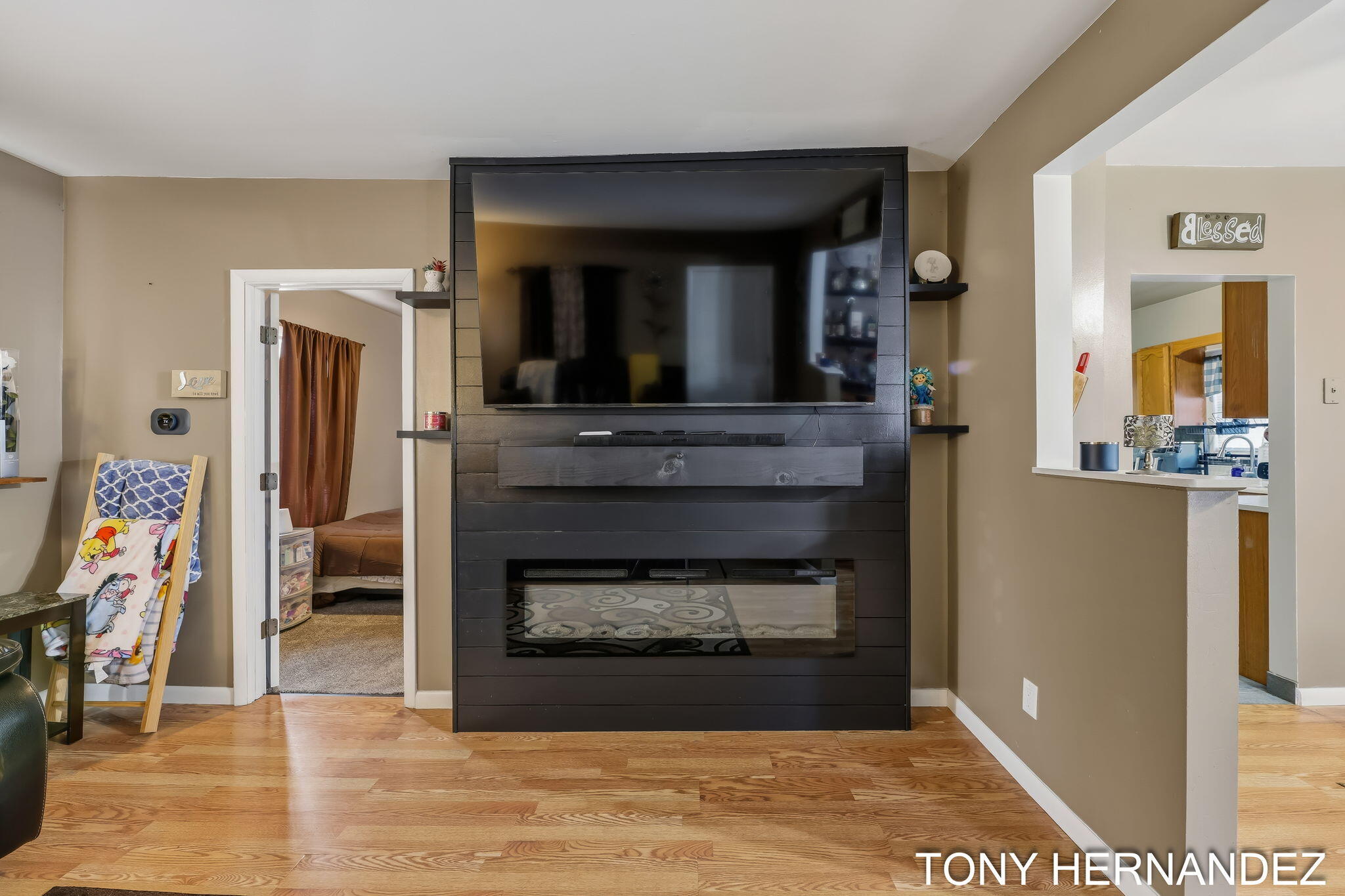 128 Burt Street SE