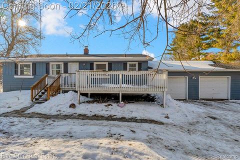 911 S Duck Lake Road Milford Charter Township MI 48381