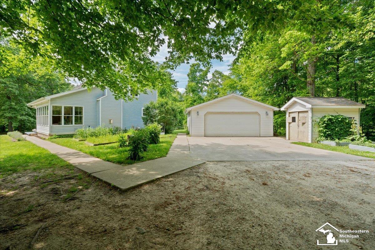 14297 Hickory Hill Drive