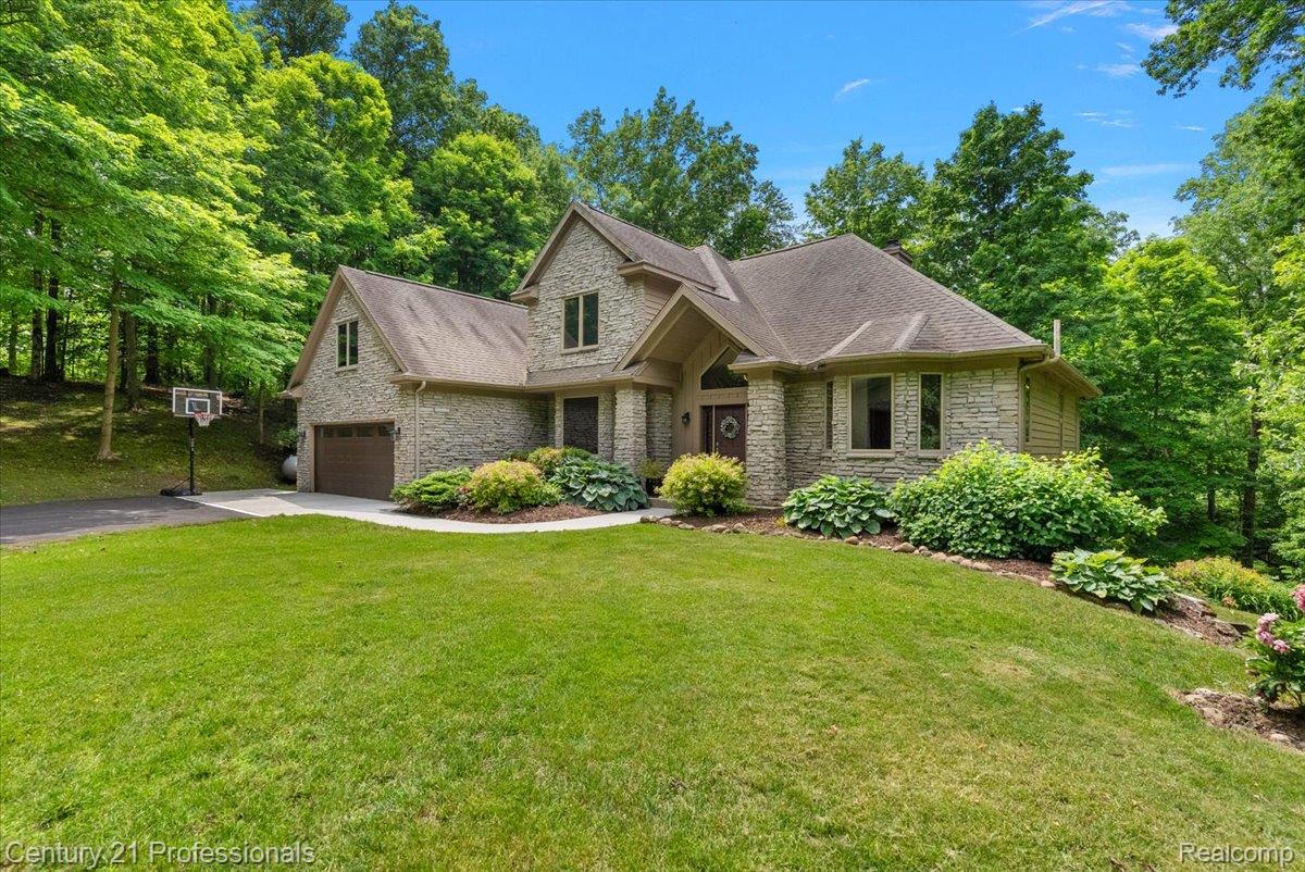 9867 Rainbow Ridge Drive