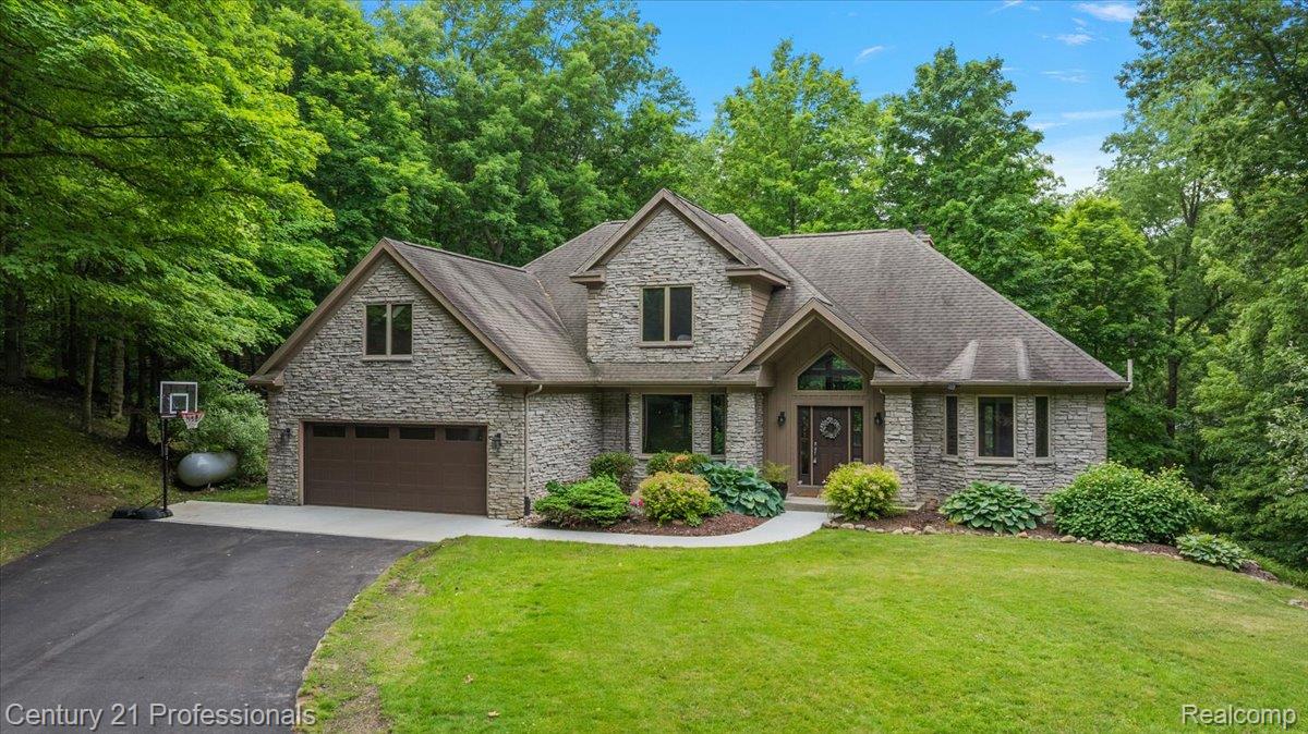 9867 Rainbow Ridge Drive