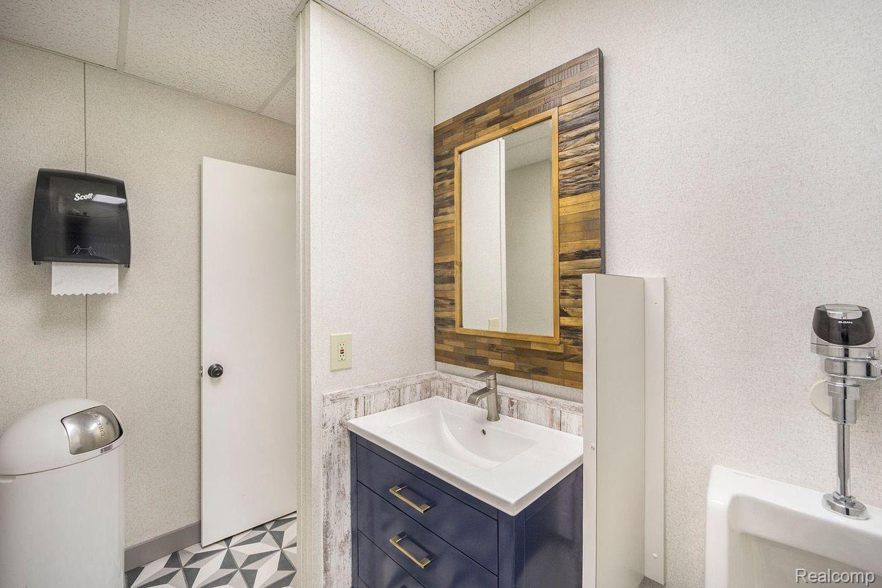 SpringfieldCharterTownship_Oakland, Michigan 48348, United States, ,Residential,Active,13398