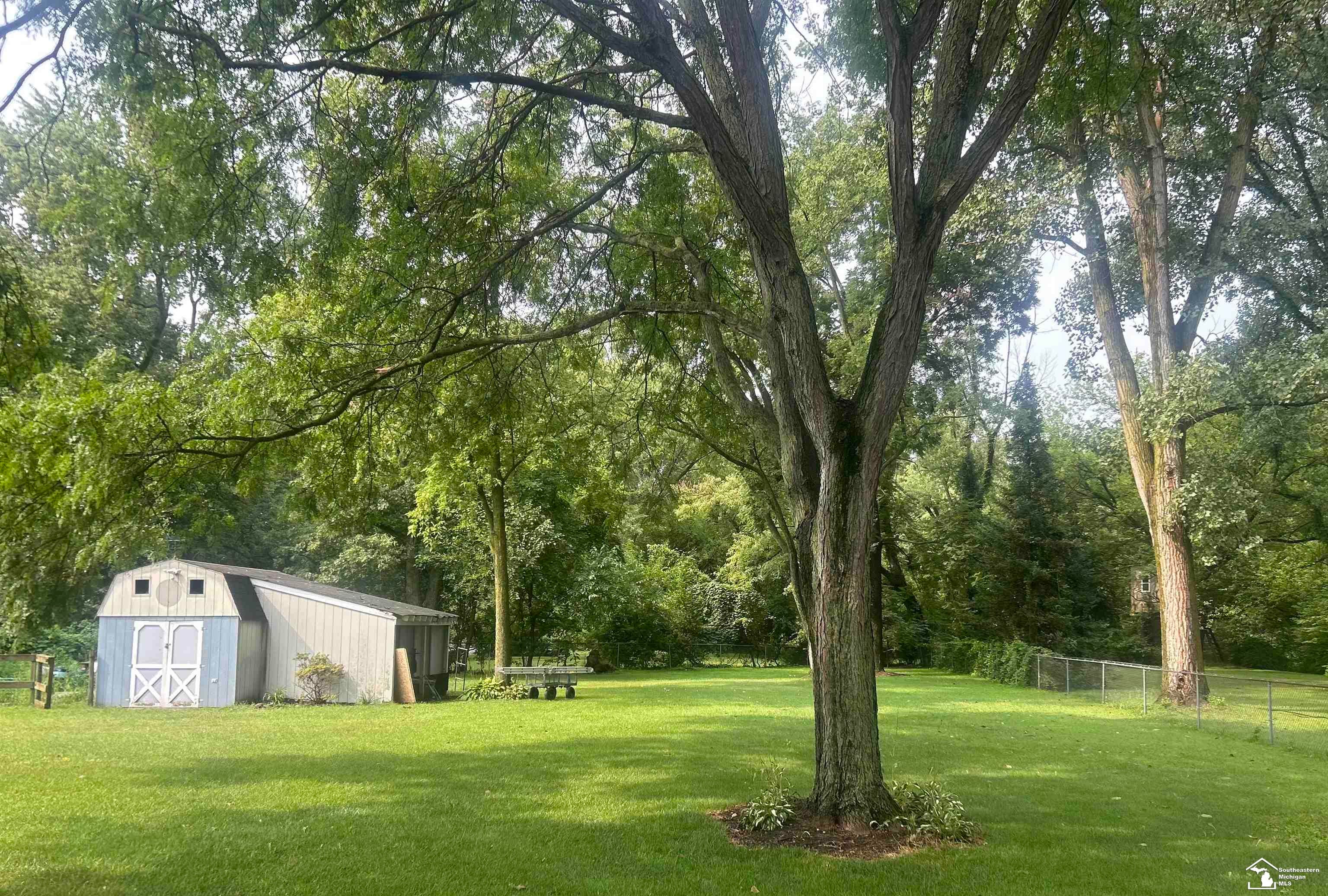 8525 Summerfield Road