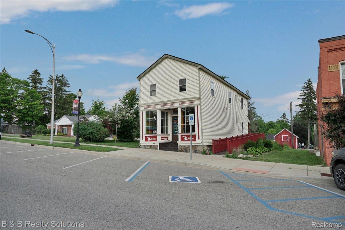 5481 Main Street
