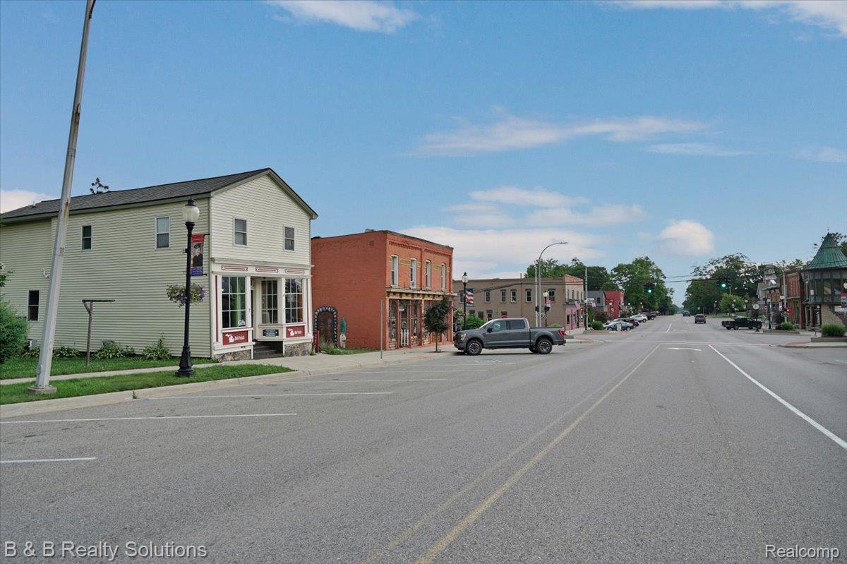 5481 Main Street