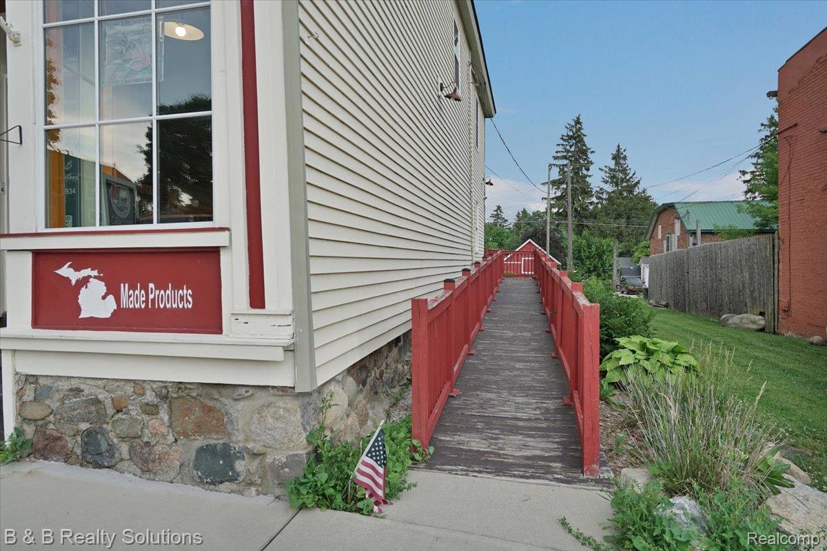 5481 Main Street