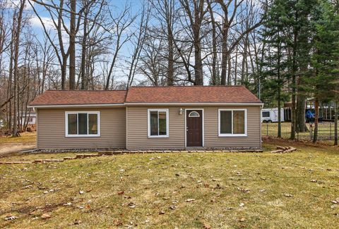 Photo of 3498 Niemi Street, Hayes Township, MI 48625 (MLS # 81026013975)