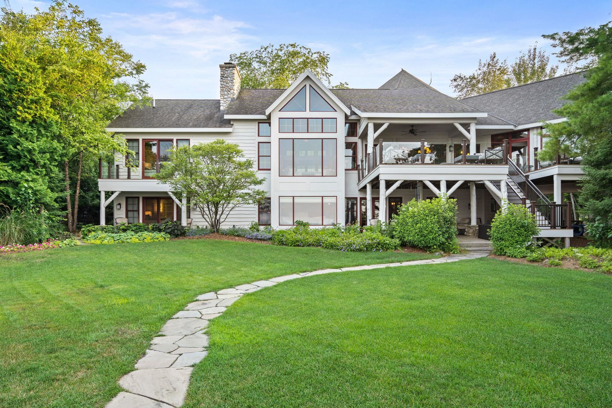 2827 Merrill Drive