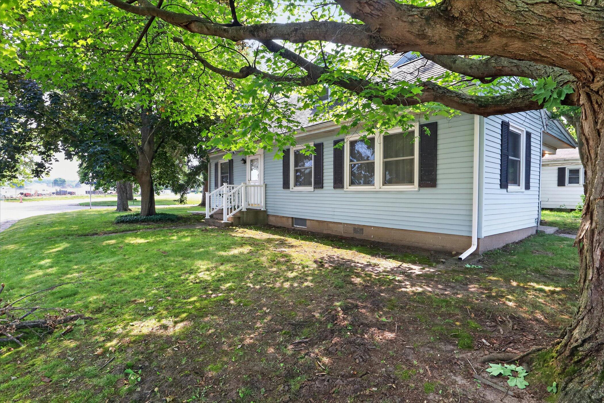 1446 Eagle Street