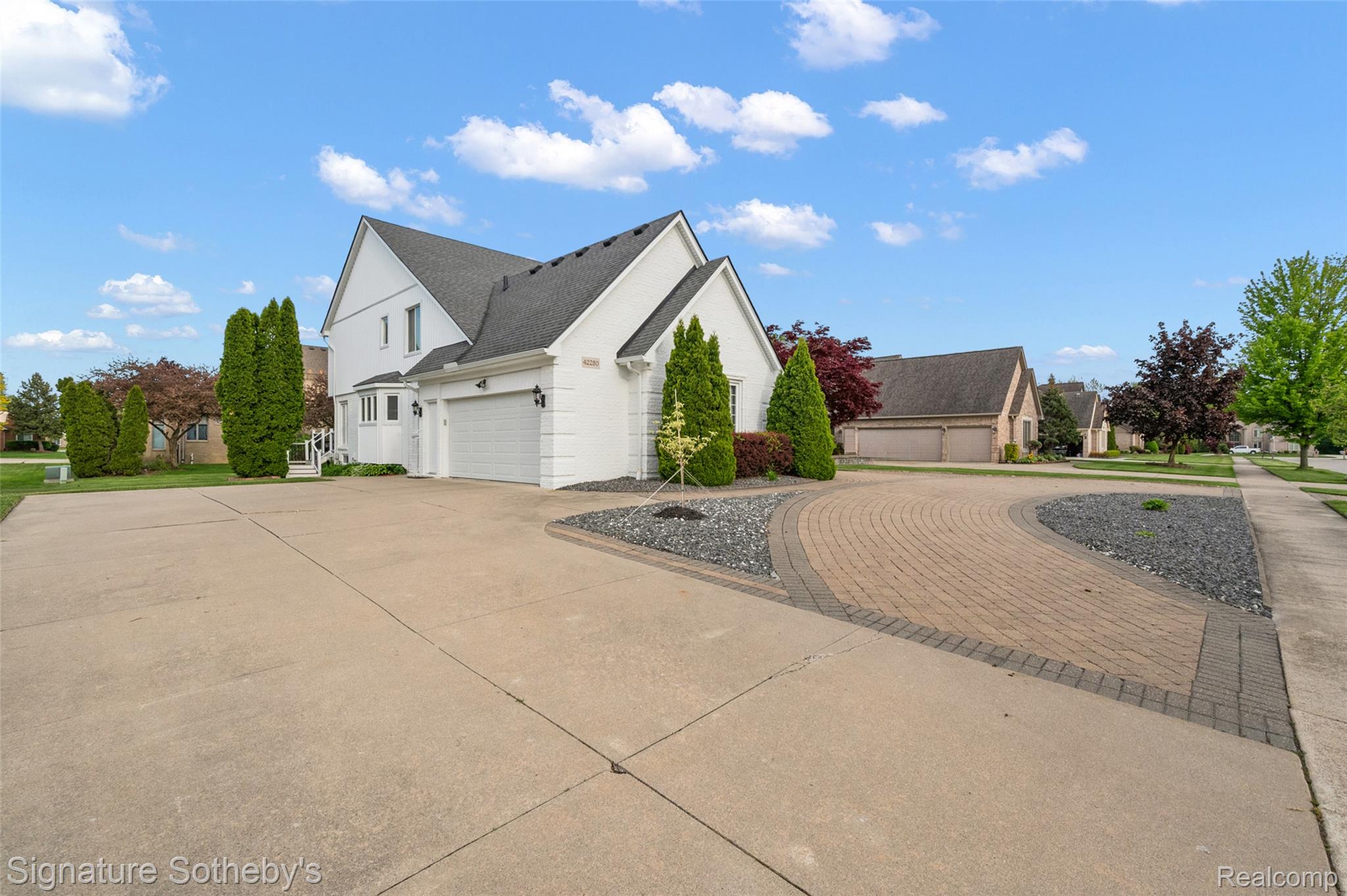 42280 Locklin Drive