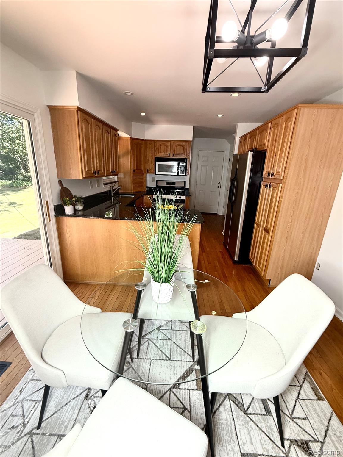 1369 Flamingo