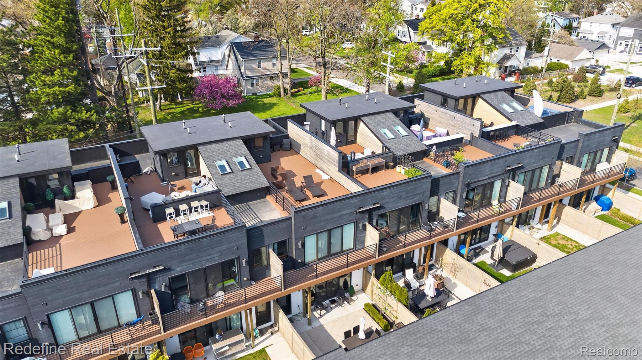 722 E Parent Avenue