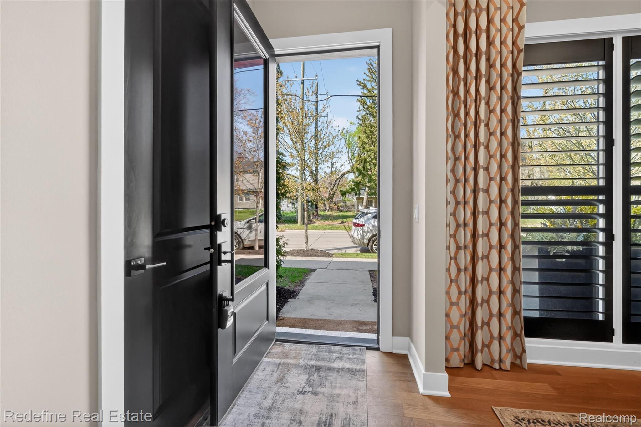 722 E Parent Avenue