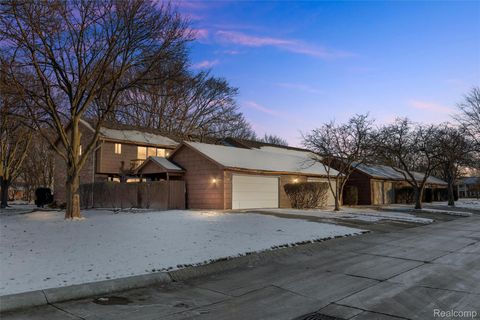 42467 Eldon Avenue Clinton Charter Township MI 48038