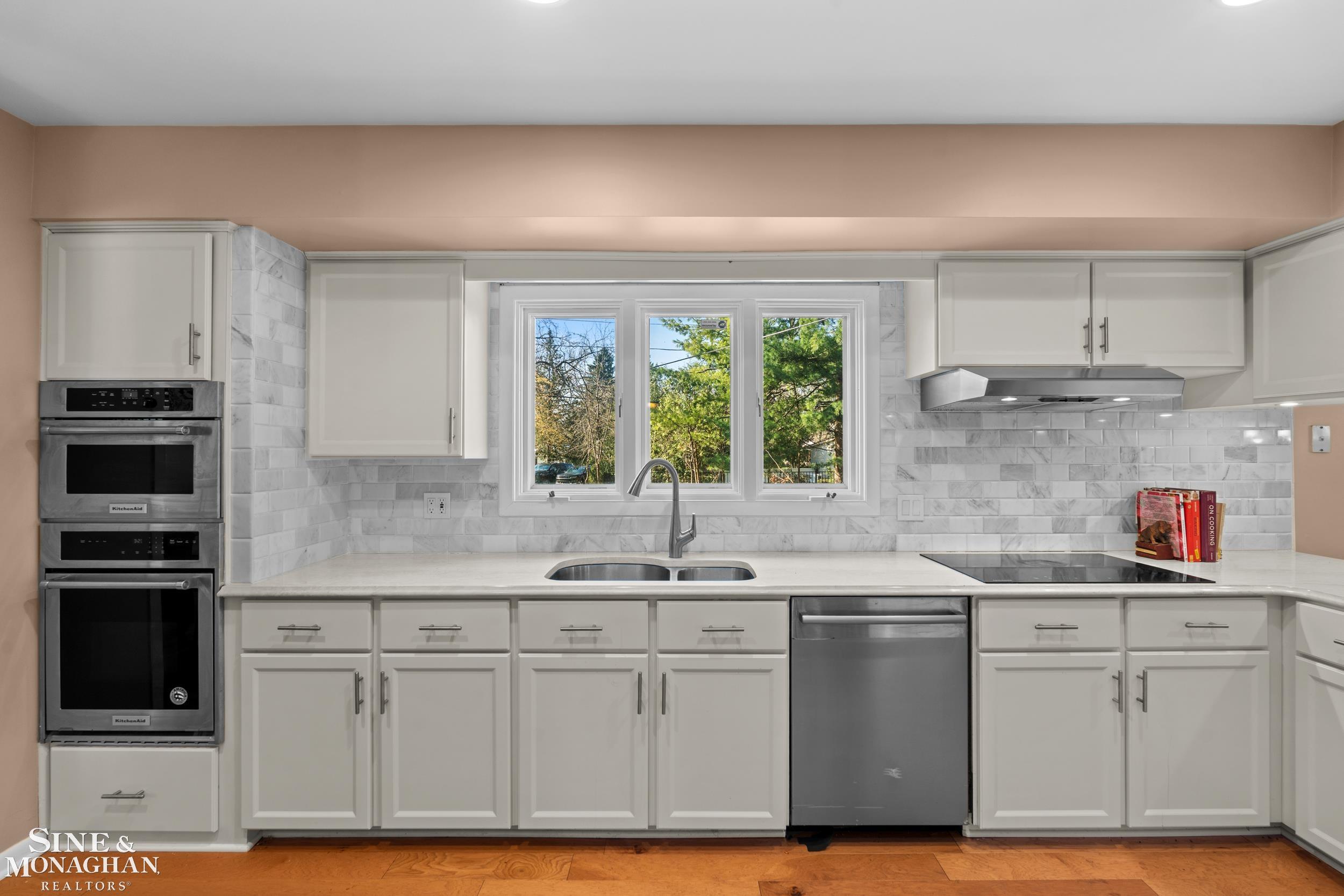 4663 Hedgewood Drive